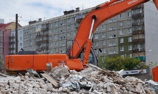 Вывоз строительного мусора с участка в Чистополе недорого от 1542 руб. | 2Землекопа-Чст